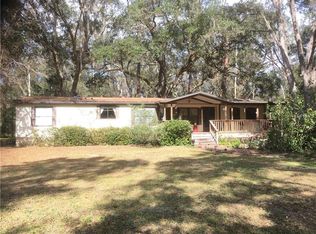 360 Racoon Trl, Geneva, FL 32732