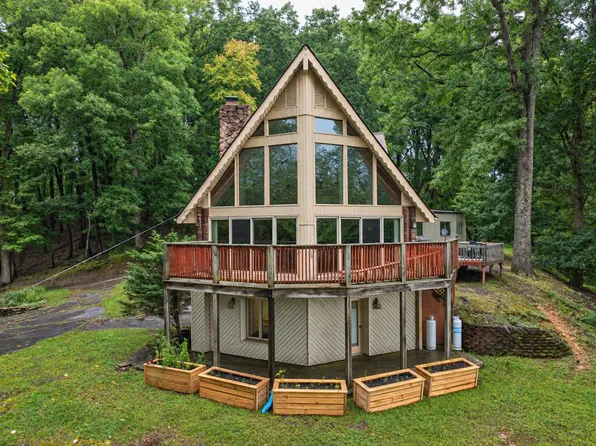 164 Hokie Hill Dr, Lebanon, VA 24266