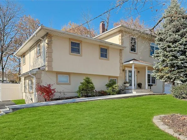 37 Whitewood Drive, New City, NY 10956