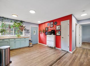 605 Birchwood Trl, Mount Horeb, WI 53572