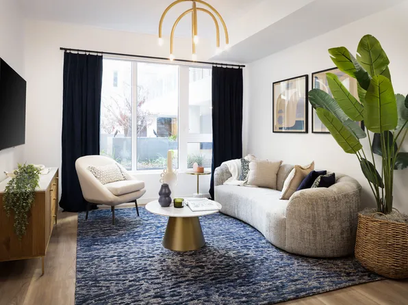 The Louise Los Feliz