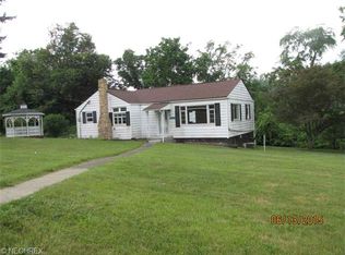 64326 Sand Hill Rd, Bellaire, OH 43906