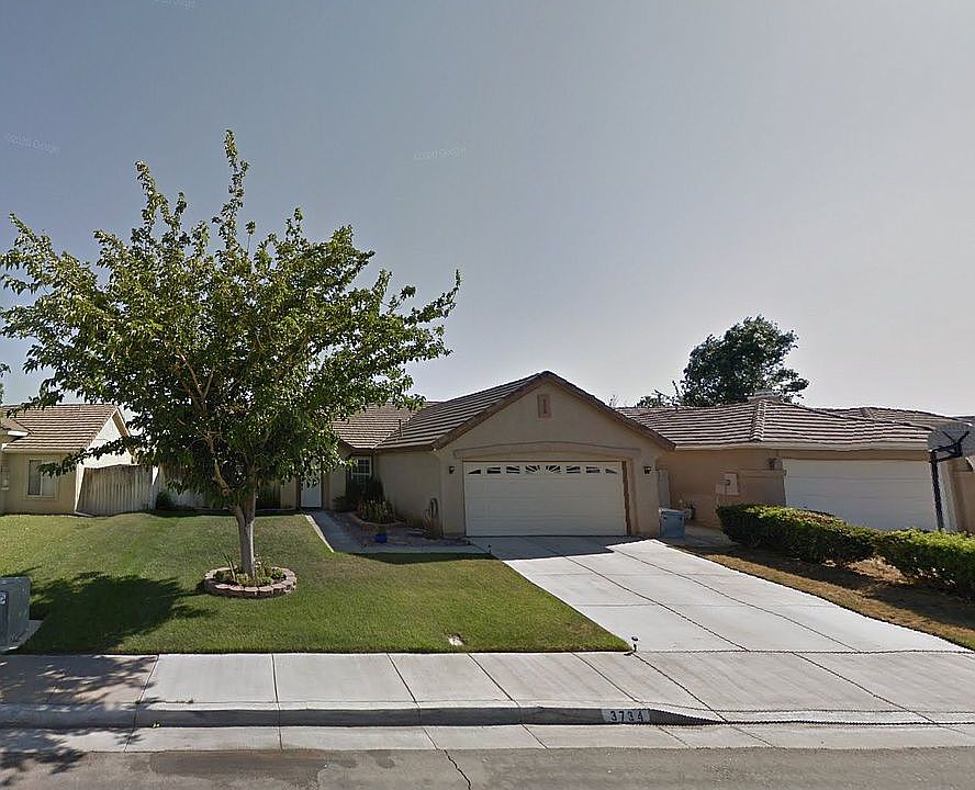 2nd image of 3734 Treehaven Ave