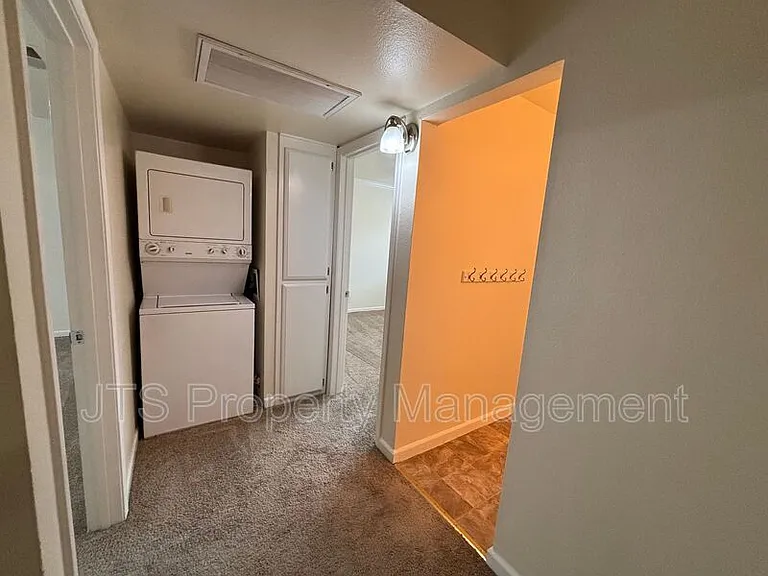 2515 Merrychase Dr #S — Photo 9