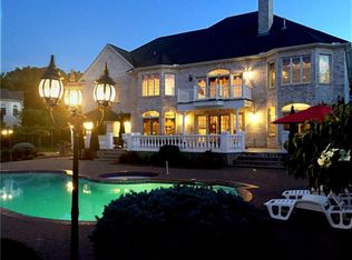 8 Alyssa Ln, Lincoln, RI 02865