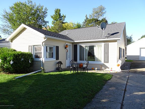 3rd image of 814 S Bostwick St