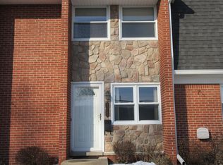 45749 Kensington St, Utica, MI 48317