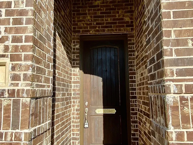 4404 Cherry Cv — Photo 9