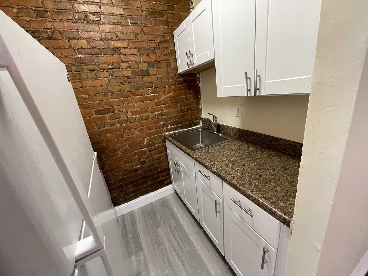 2 bed, $2,495 — Photo 2