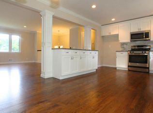 15 Lyndell Ln, Tinton Falls, NJ 07724