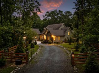 266 Beaten Path Rd E, Signal Mountain, TN 37377