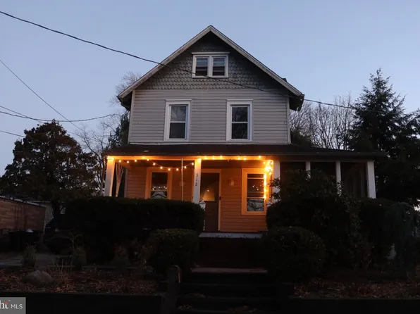 312 W Pine St, Audubon, NJ 08106