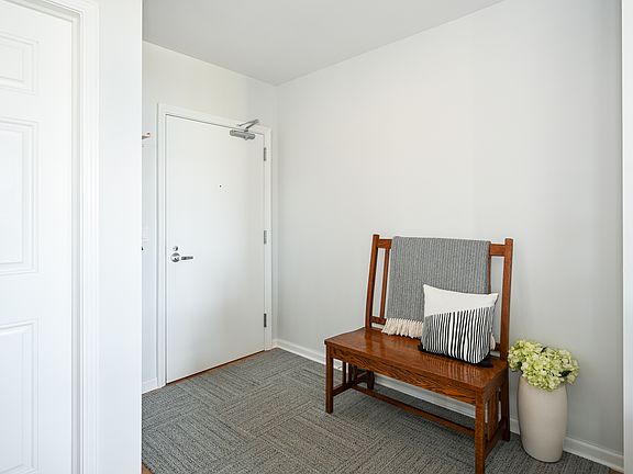 4th image of 255 E Liberty Dr APT 705