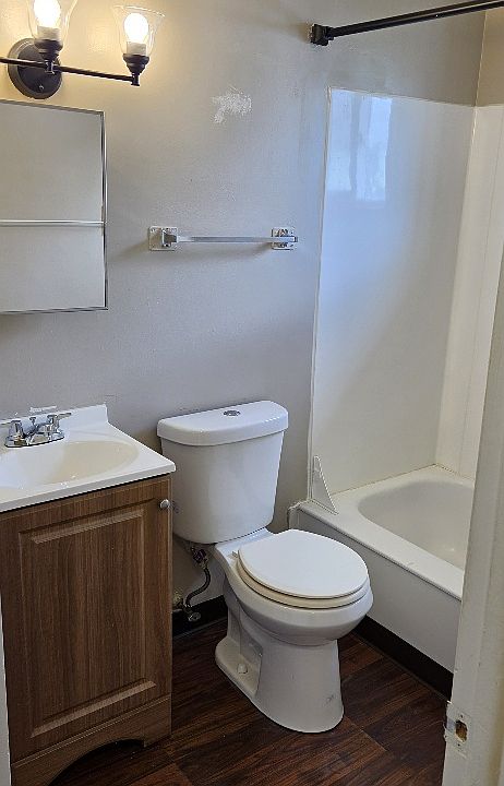 2nd image of 376 Hudson Ave #7777