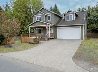 7374 E Grandview St, Pt Orchard, WA