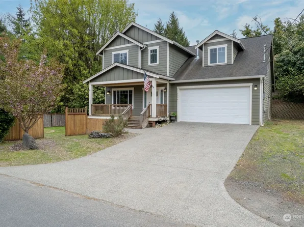 7374 E Grandview Street, Port Orchard, WA 98366