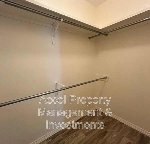1012 W La Pointe Ave #1 — Photo 13