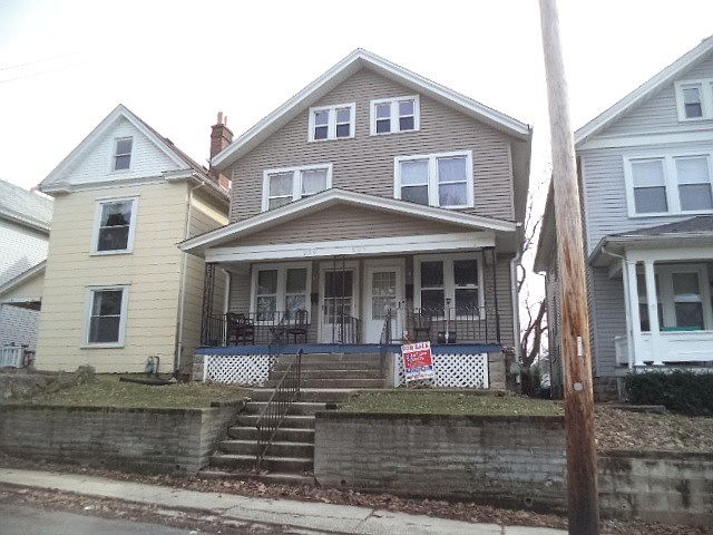 1st image of 229 E Maynard Ave