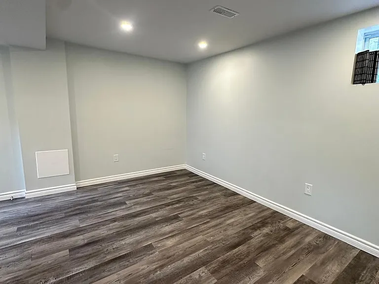 1506 Reesor Ct #BASEMENT — Photo 9