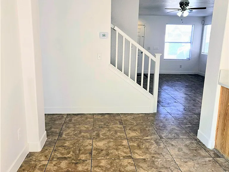 7858 Warwickshire Way — Photo 8