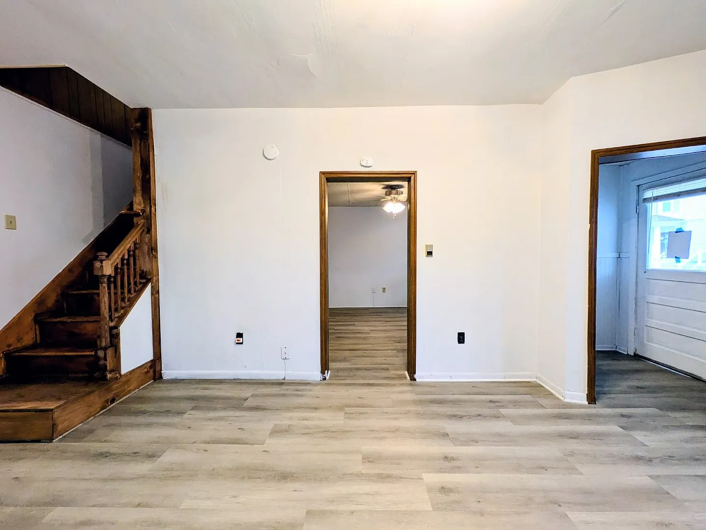 400 Ridge Ave — Photo 3