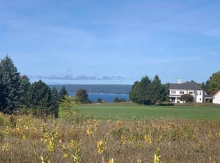 465 Crooked Tree Dr, Petoskey, MI 49770