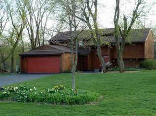 6849 Pin Oak Ln, Garden Prairie, IL 61038