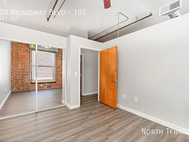 920 Broadway Blvd #101 — Photo 9