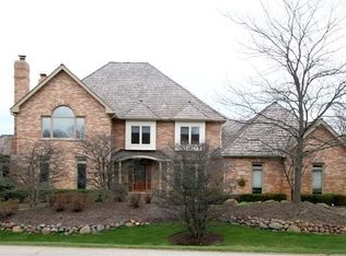 22401 NW Brookside Way, Lake Barrington, IL 60010