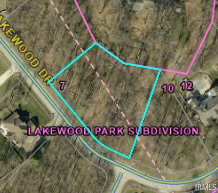 1st image of 7 Lakewood Dr