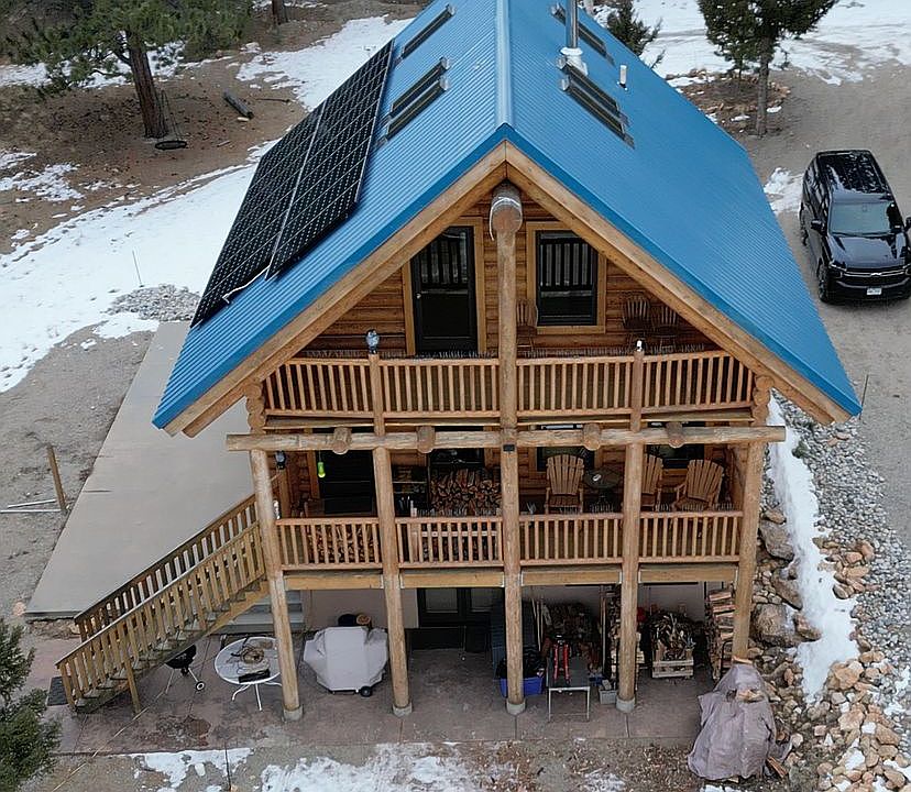 cabin w/solar