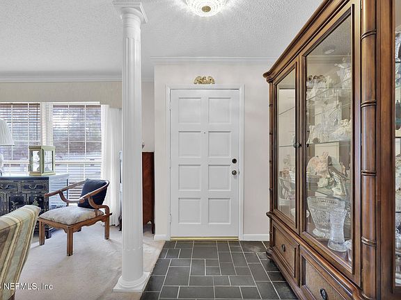 3rd image of 4607 SEABOARD Avenue