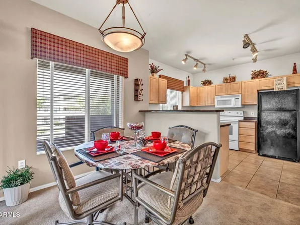 7401 W Arrowhead Clubhouse Drive #2067, Glendale, AZ 85308