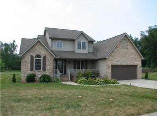 501 Pond Ct, Fraziers Bottom, WV 25082
