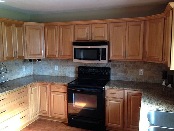 3rd image of 2403 N Cleveland St