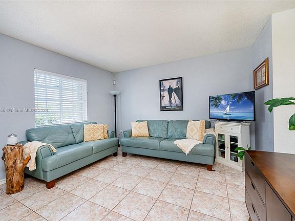 2nd image of 18752 SW 100th Ave #18752