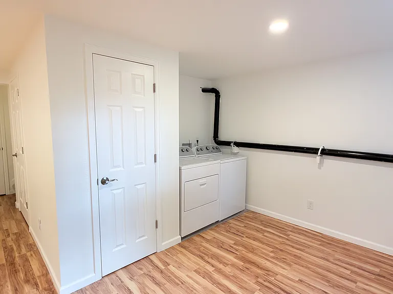 78 Haney Rd — Photo 14