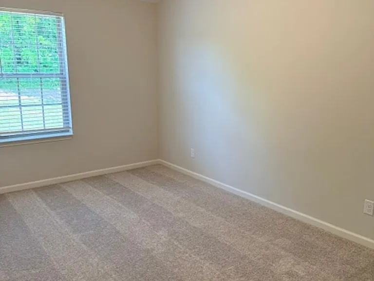 8966 Keenberg Ln — Photo 13