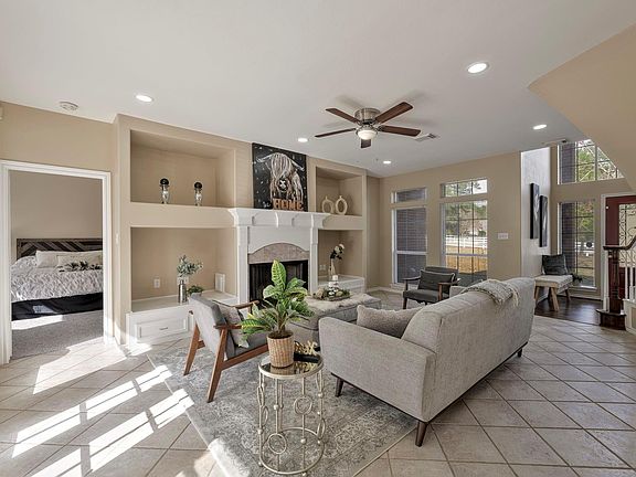 3rd image of 8903 Sendera Dr