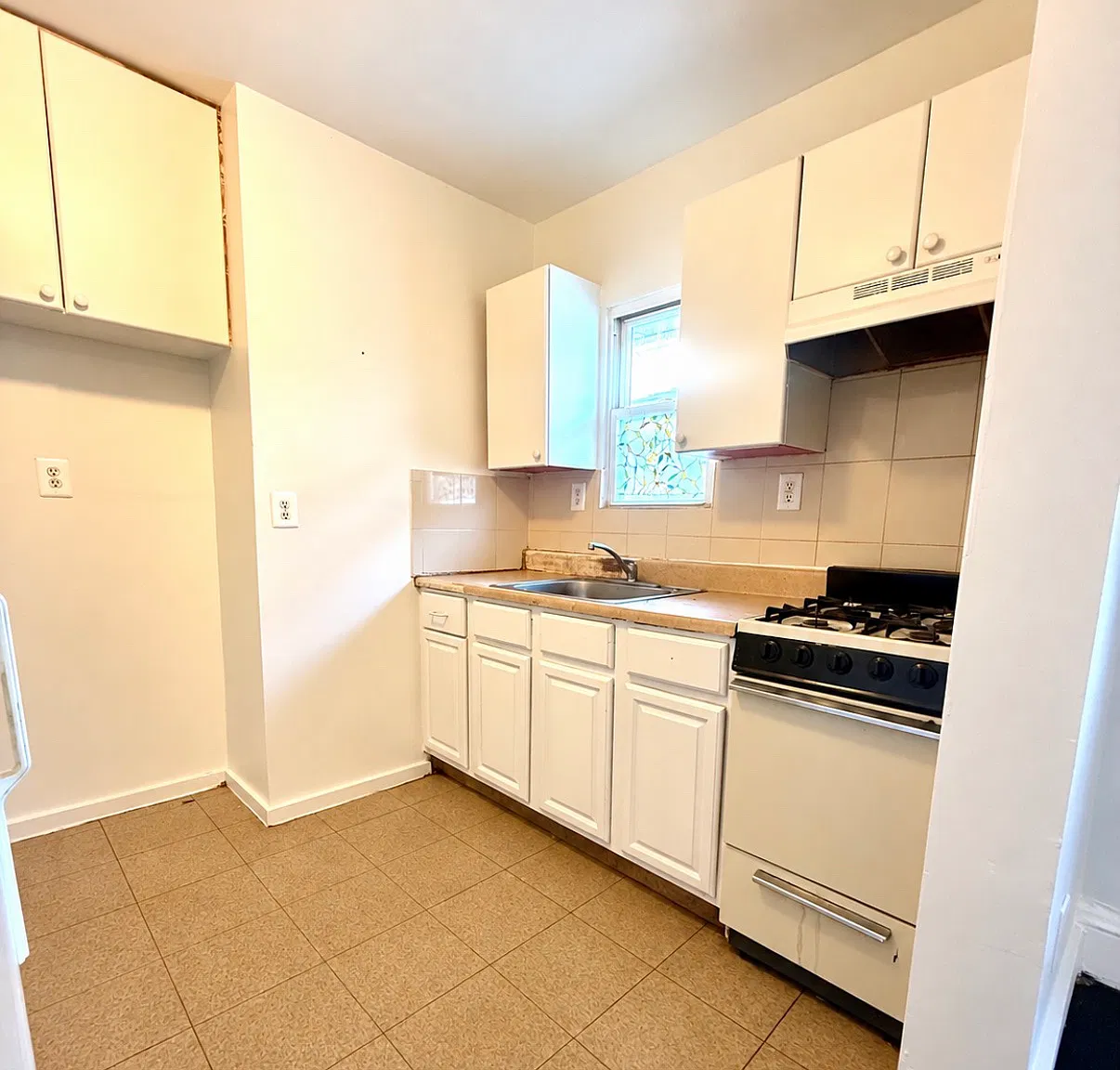 2 bed, $2,680 — Photo 1