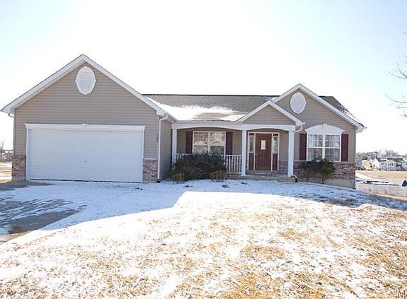 2nd image of 302 Glenhaven Dr