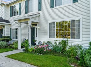 2234 Reflections Dr, Aurora, IL 60502