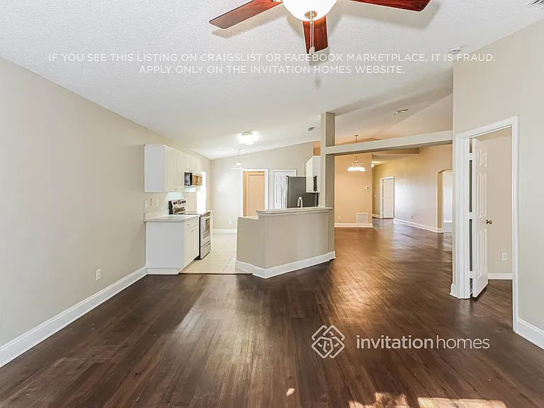 2257 Deercroft Dr — Photo 3