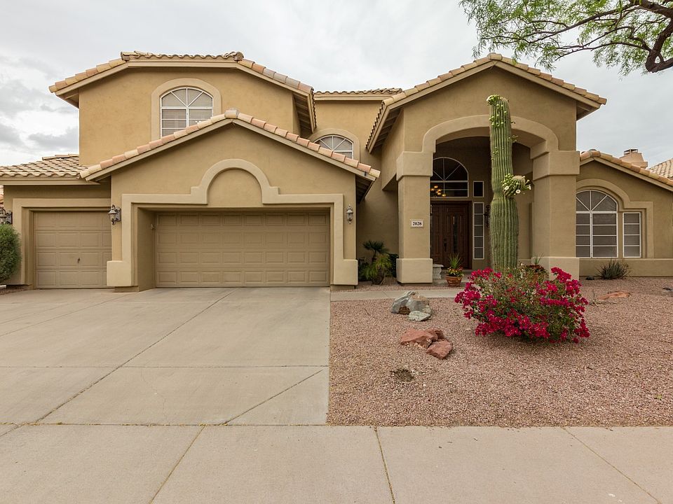 1st image of 2028 E Cathedral Rock Dr