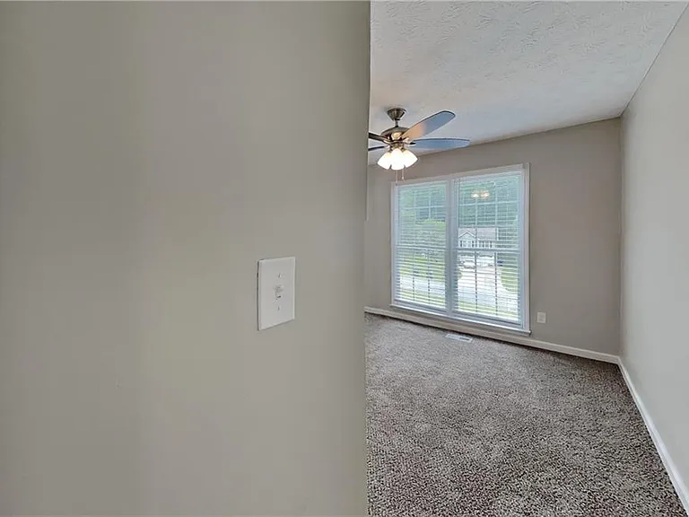 170 Sterling Dr — Photo 20