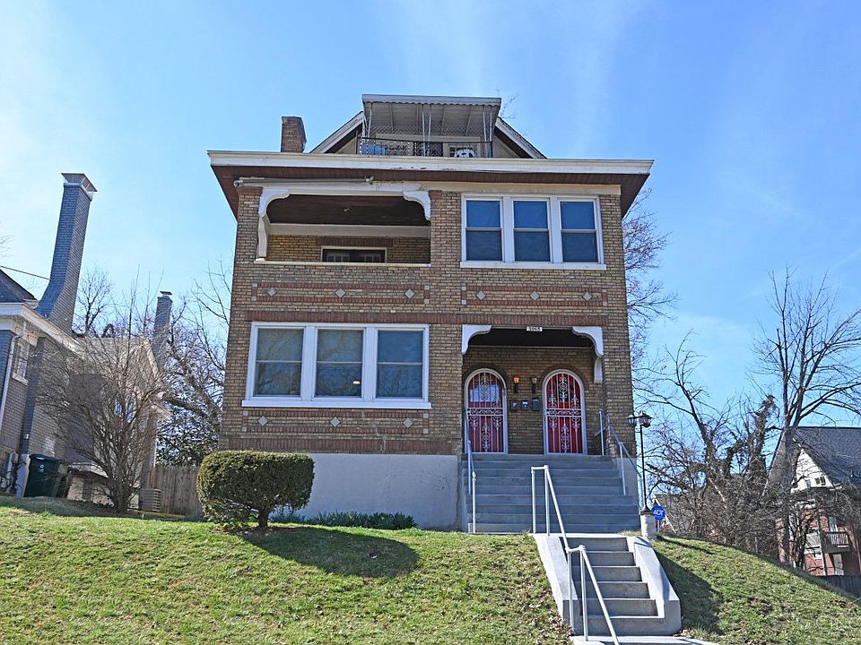 1st image of 3985 Warwick Ave