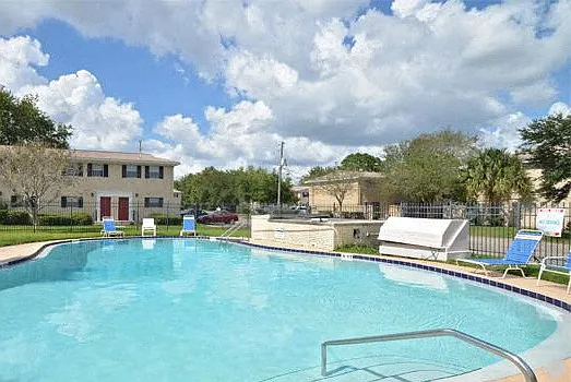 Kings Trail Apartment Homes — Photo 18