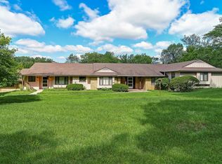 930 Brook Pl, Hinsdale, IL 60521