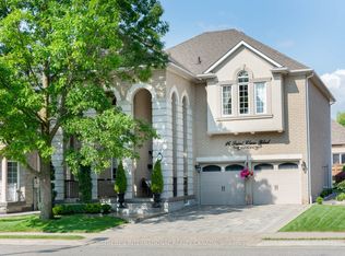 16 Saint Clare Blvd, Vaughan, ON L4H 2A2