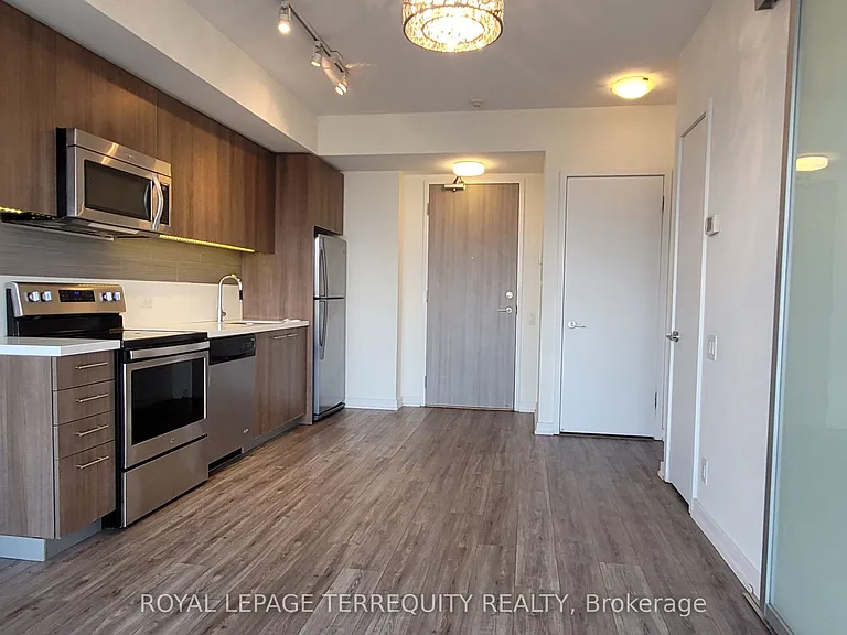 390 Cherry St #1503 — Photo 3